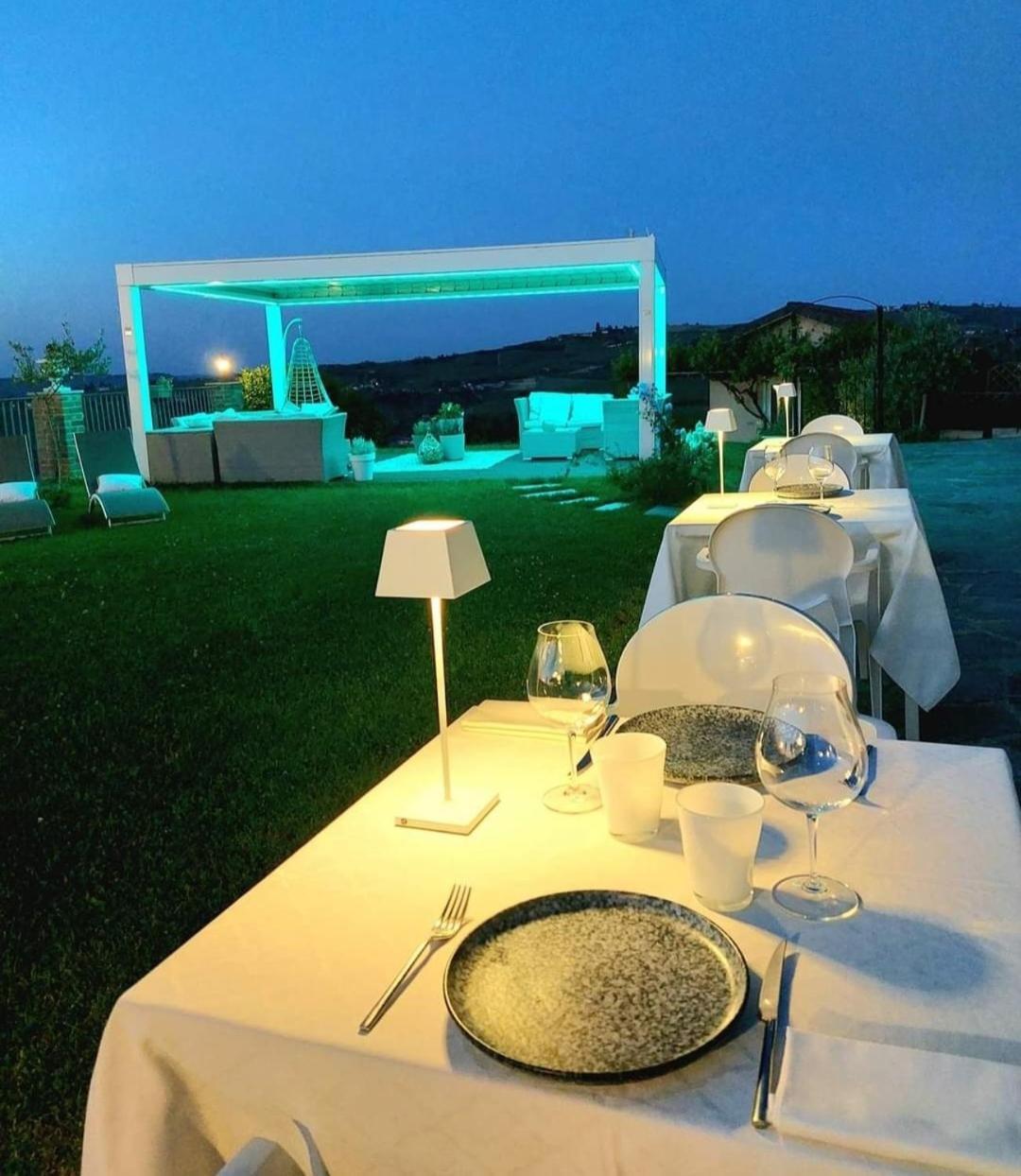 Locanda San Giorgio Neviglie Exterior foto